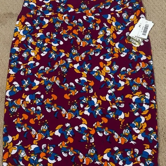 NWT LuLaRoe Disney Collection Donald Duck Print Cassie Skirt Size XL - Picture 3 of 5